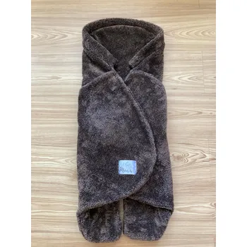 Zavinovačka CARATTI Zimní zavinovačka BONEKAL Melody by C... hnědá