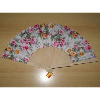 Karnevalový doplněk Vějíř z nelakovaného dřeva a textilu - květinový - v4