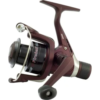Rybářský naviják Naviják ROB. FIREBALL RD 403 (Fireball RD se doporučuje pro rybáře, kteří upřednostňují lov se zadní brzdou. Hlavně, že je z čeho vybírat, protože nabídka obsahuje až 6 velikostí Fireball, takže si můžete přizpůsobit příslušné rozměry pro lehký, střední)