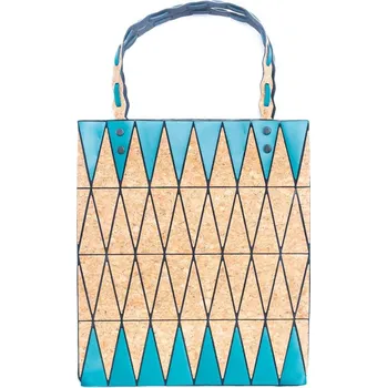 Korková kabelka přes rameno i do ruky - Tyrkysové trojúhelníky