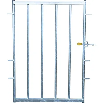 Zadní stěna boxu pro telata La GÉE s dvířky