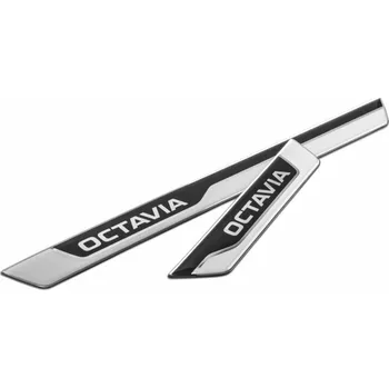 Dekorativní 3D nástupní fólie Škoda Octavia IV