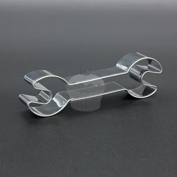 Nádoba na pečení Nerezové vykrajovátko - matkový klíč