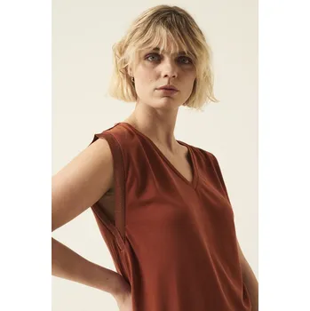 Dámské tílko GARCIA ladies T-shirt 3384 arabian spice velikost XS