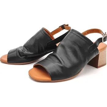 Dámské sandále Dámské kožené sandále 011 726-02 Bonamoor černé Barva: černá, Velikost: 39