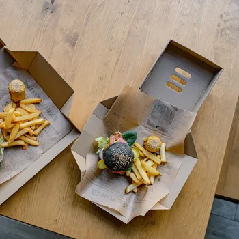 Jednorázové nádobí Think`n green Box na hamburger XXL papírový kraft TnG 15/15/10cm 100ks