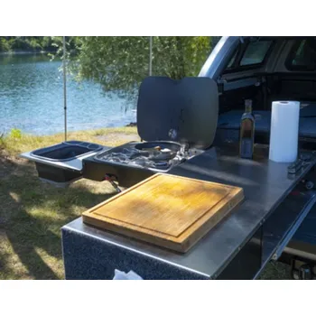 Kuchyňská linka Výsuvná kuchyň se sporákem