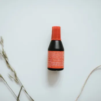 Be Nice Červená tuš