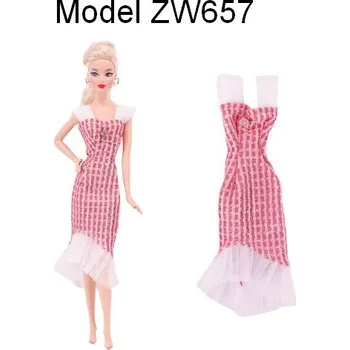 Doplněk pro panenku Oblečky pro Barbie - růžové outfity Varianta: model ZW657