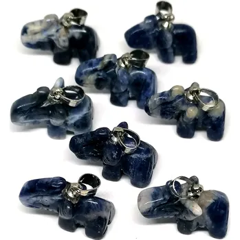 Přívěsek Minerální přívěsek slon sodalit – ochranný amulet 2 cm