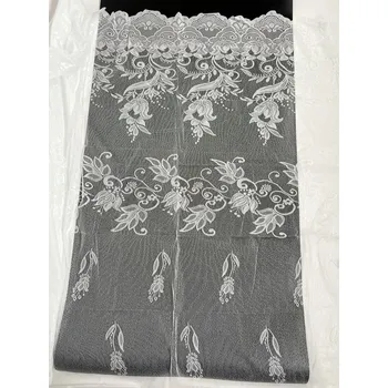 Záclona Dekaland Bílá záclona 21 Barva: Bílá, rozměr: 180x300cm