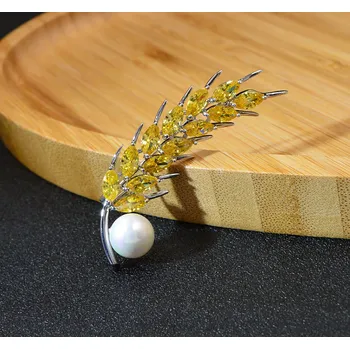 Brož B-TOP Třpytivá brož ZLATÝ KLAS