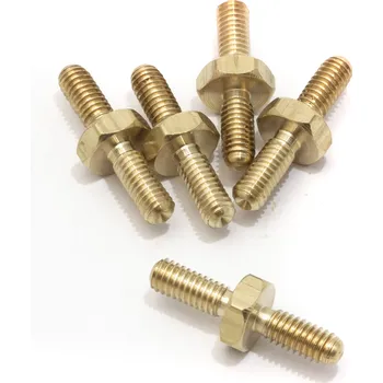 Příslušenství k šicímu stroji ŠROUB MOSAZNÝ PRO SWF