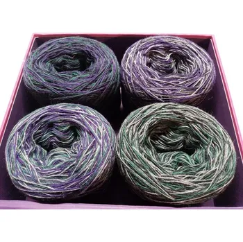 Příze Borůvkové hody merino 3-nitka 4x300m (Duhová krabička Borůvkové hody merino)