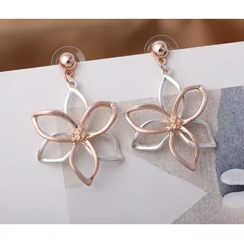 Náušnice B-TOP Dámské náušnice FLOWER