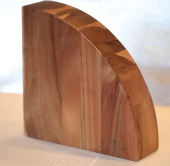 Blok na nože Dellinger Magnetický stojan na nože z akátového dřeva