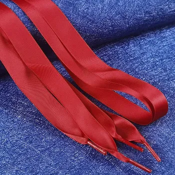 Tkaničky do bot Davay FANCY saténové tkaničky do bot 100 cm Barva: Červená