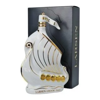 Whisky Larsen Ceramic Viking Ship (bílá) 0,7l 40% GB