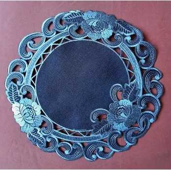 ubrus UBRUS vyšívaný prům. 29cm