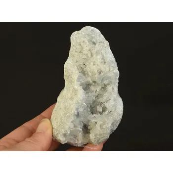 Sběratelství Celestýn drúza z Madagaskaru 350g