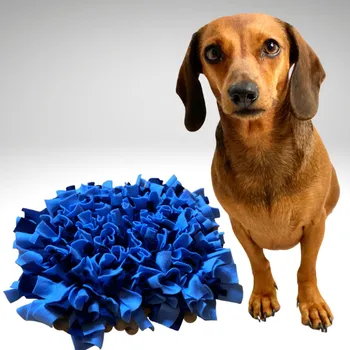 Hračka pro psa Čmuchacíkoberečky.cz® Čmuchací kobereček 30x15cm Modrý