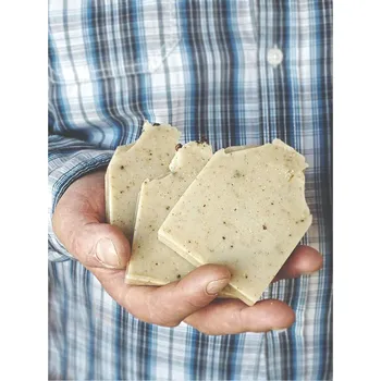 Mýdlo Esme Cosmetics - 100 % Přírodní peelingové mýdlo s hřebíčkem