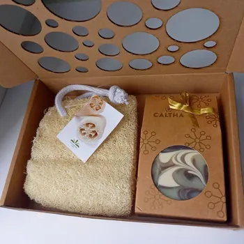 Mýdlo SPA dárková kazeta s designovým mýdlem a lufou