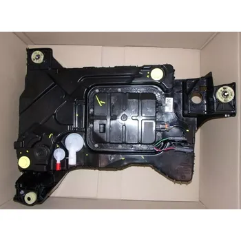 Palivová nádrž Nádrž AdBlue pro vozy: CITROEN C4 SPACETOURER, C5 AIRCROSS; PEUGEOT 3008, 5008 II 1.5D/1.6D/2.0D 05.16-