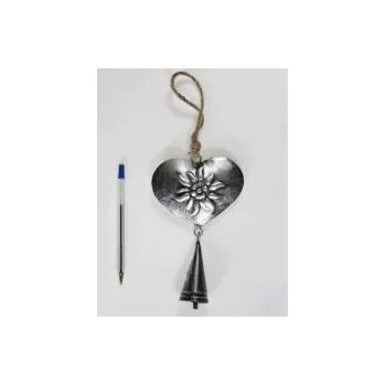 Vánoční dekorace Šedostříbrné srdce s protěží kovové se zvonekem na zavěšení dekorační