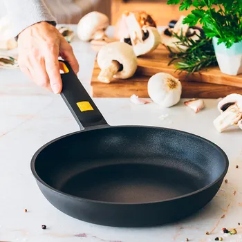 Pánev DAILY PRO Ø 26 cm