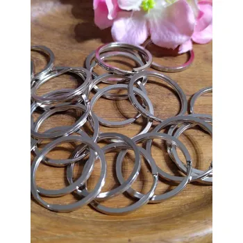 Kroužek na klíče Ø30 mm barva nikl