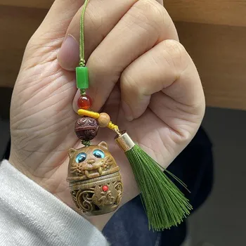 Přívěsek Dóza jako přívěsek pro kotě ze santalového dřeva