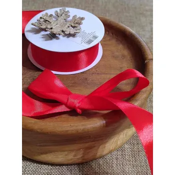 Stuha Stuha atlasová jednolící 25 mm červená