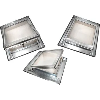 střešní výlez Pozinkovaný střešní výlez 60 x 60 cm do ploché krytiny s makrolonem