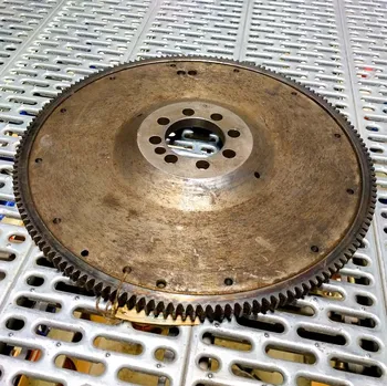 Setrvačník motoru Setrvačník Karosa