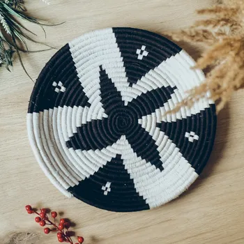 Úložný box Krásy Orientu Nástěnná proutěná dekorace Sami