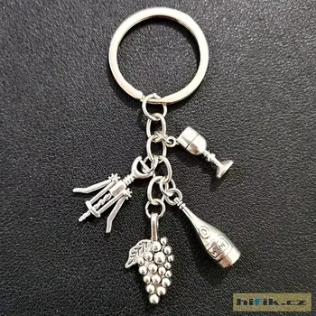 Přívěsek na klíčš vinař