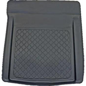 Vana do kufru Vana do kufru Volvo S90 2016 sedan se sadou na opravu pneu