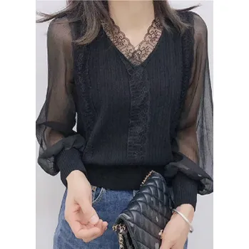 Dámská halenka Dámská ležérní halenka s krajkou a dlouhým průsvitným rukávem Barva: Černá, Velikost: XL