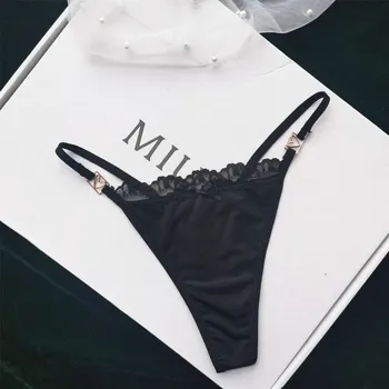 Kalhotky Dámská tanga s krajkovým lemem Barva: Černá, Velikost: L