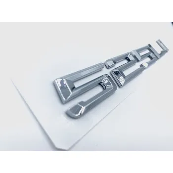 Znak automobilu 525Li nápis starý styl - chromový