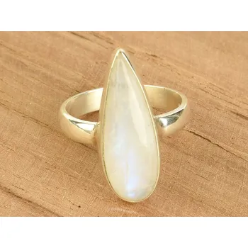 Prsten Dámský prsten měsíční kámen Ag 925/1000 vel.51, 3,9g