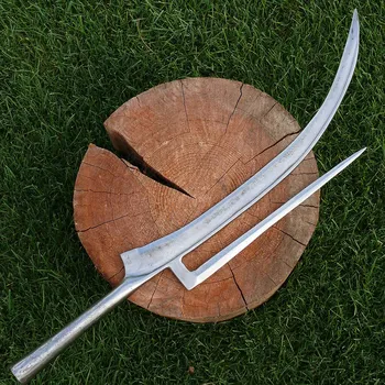 Replika zbraně Krutský Kosa s bodcem, tzv. Fauchard