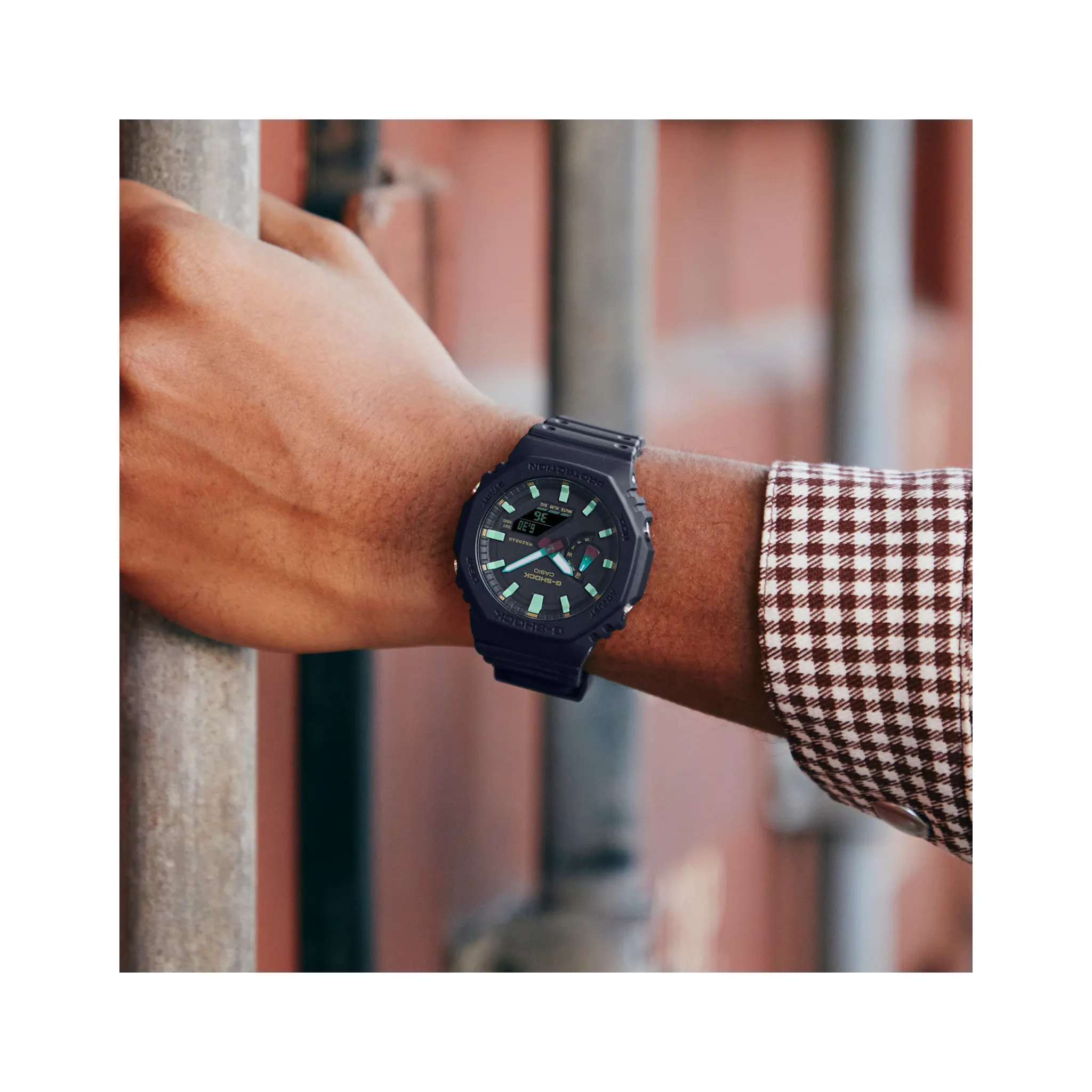 Fotografie 4 - Hodinky Casio G-Shock GA-2100RC-1AER