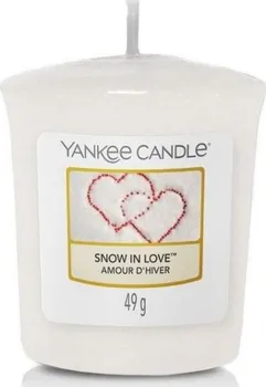 Svíčka Yankee Candle Snow In Love