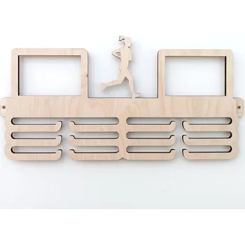 věšák na medaile MAJADESIGN Věšák na medaile s fotorámečky běh - žena Provedení: Přírodní dřevo