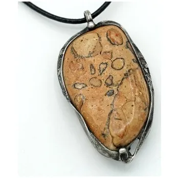 Přívěsek V popelu - sopečná brekcie