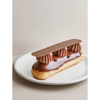 Cukrovinka Cafe Imperial Dolce Eclair čokoládový