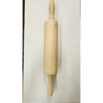 Váleček na těsto Dřevěný váleček na těsto