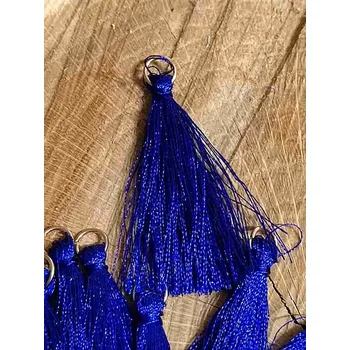 Střapec délka 55 mm s očkem barva modrá